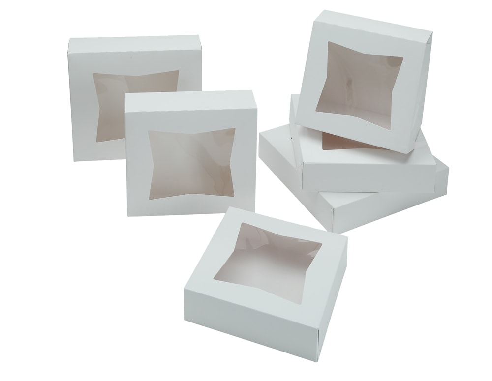 PLAIN WHITE/WHITE W/WINDOW PIE BOXES (2-1/2" DEEP)